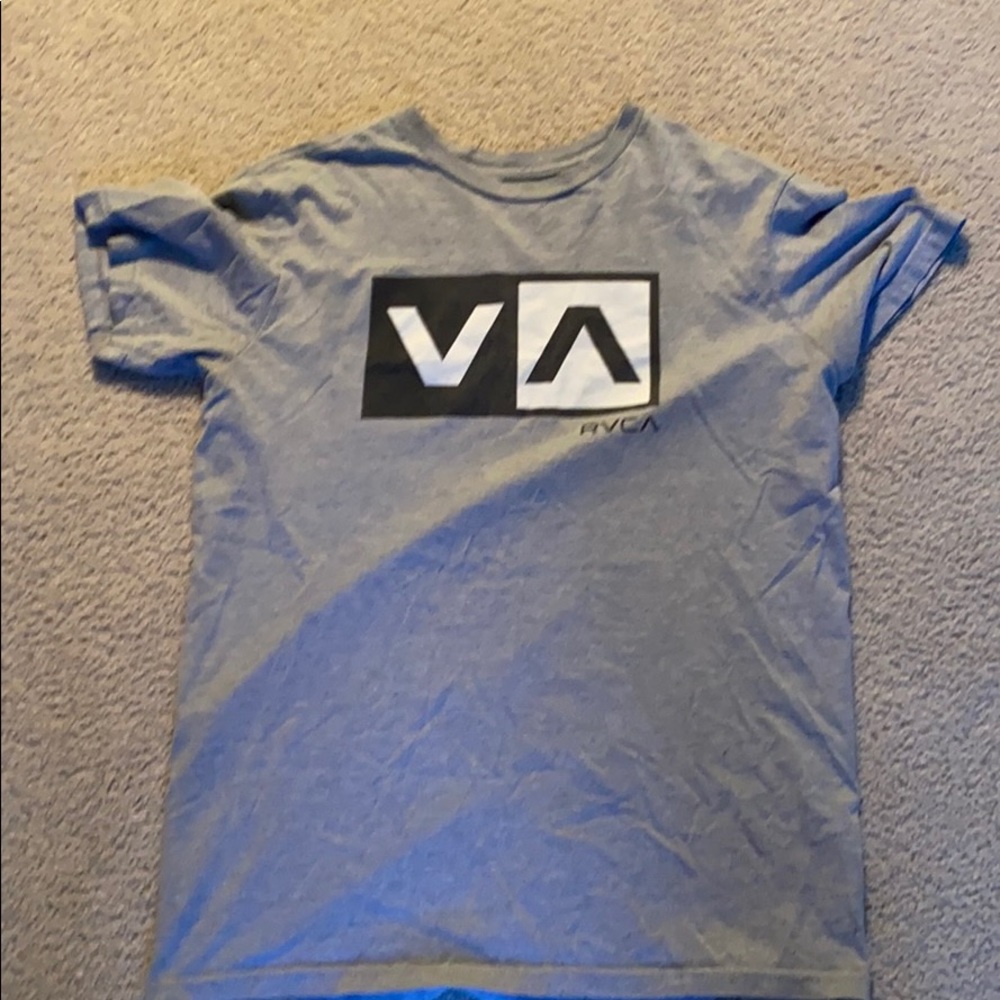 Comfy grey t